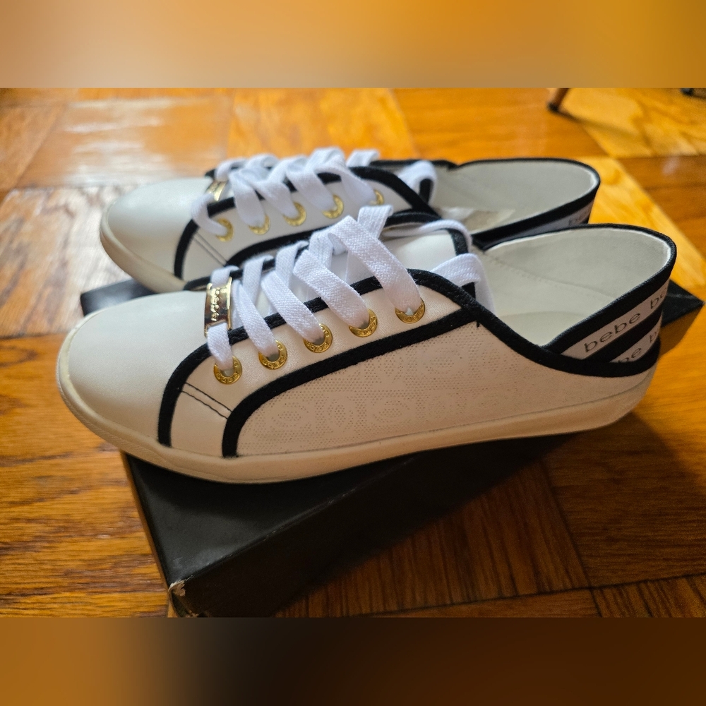 NEW | Bebe Women's Dacia Sneakers - Picture 2 of 9